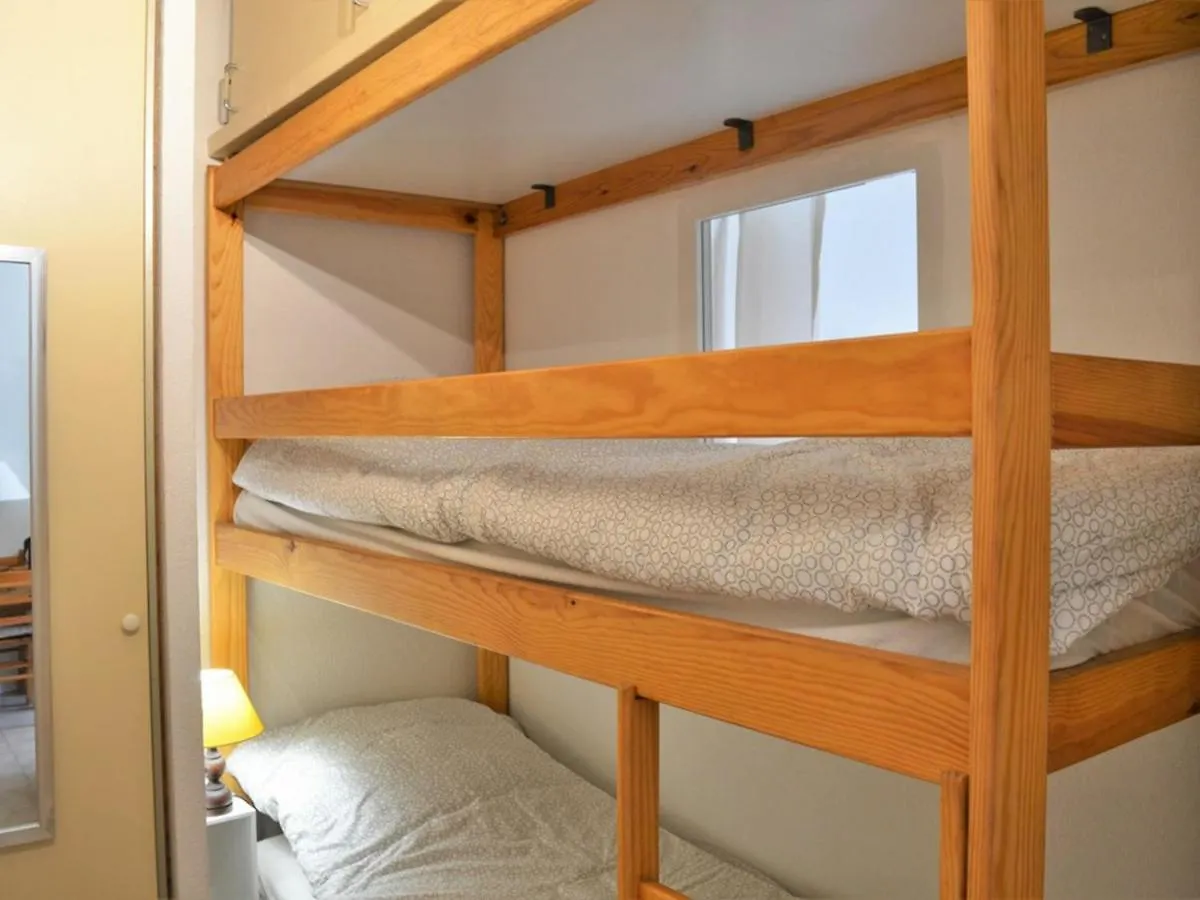Appartement Climatise Avec Balcon Et Parking Privatif, A 100M De La Plage - Le Lavandou - Fr-1-251-352 France